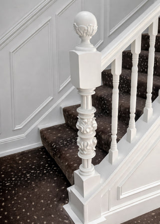 Old French Newel Post NP029